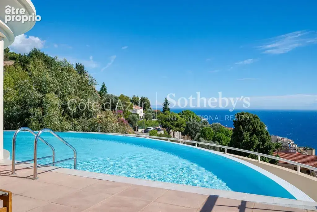 Appartement avec piscine et grande terrasse face à Monaco - photo 2
