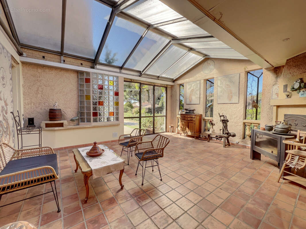 Maison à SAUSSET-LES-PINS