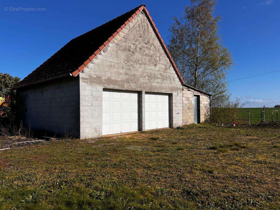 Maison à SAINT-CLOUD-EN-DUNOIS