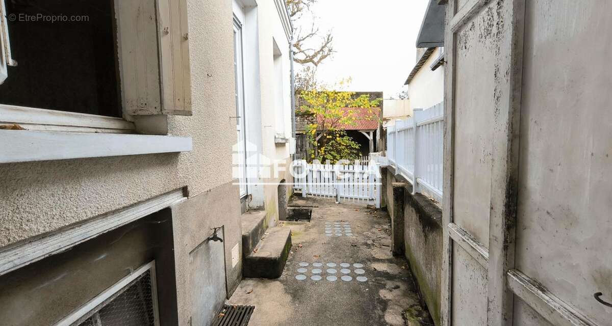 Maison à CHATEAU-RENAULT