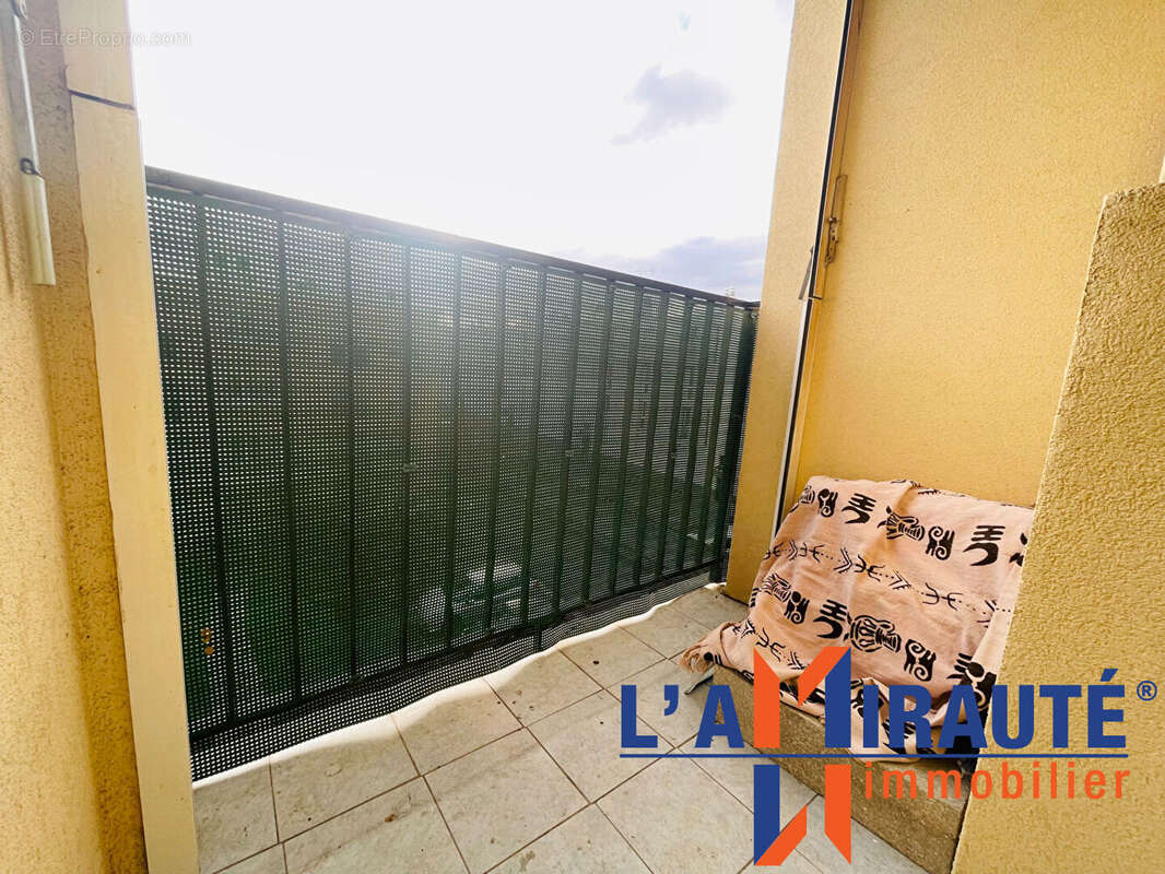 Appartement à SARTROUVILLE