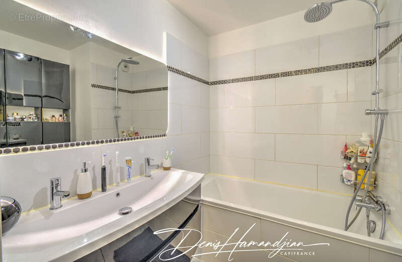 Appartement à CALUIRE-ET-CUIRE