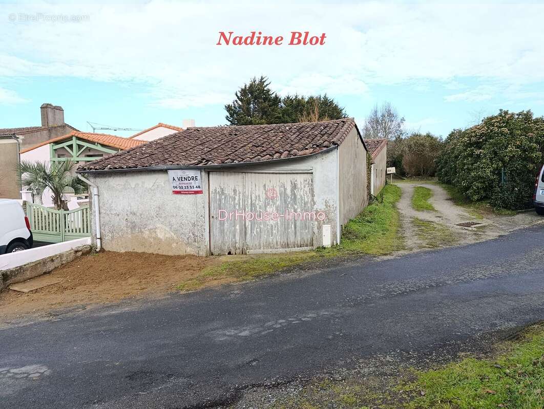 Maison à MOUZILLON