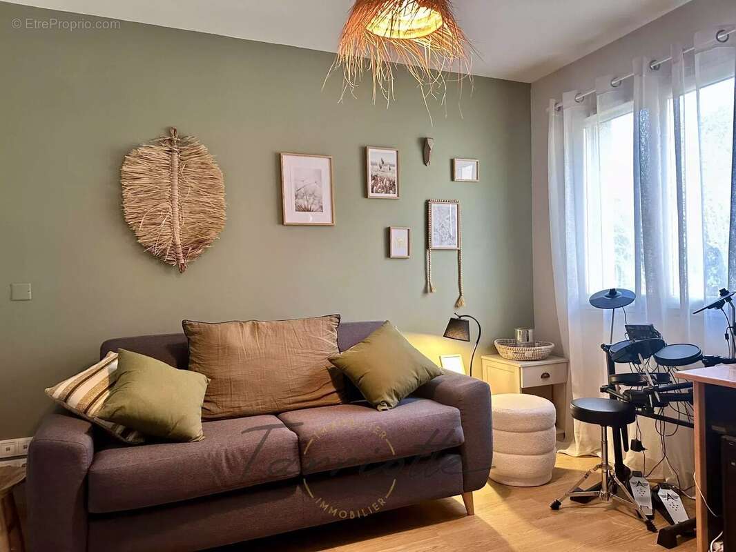 Maison à MONTELIMAR