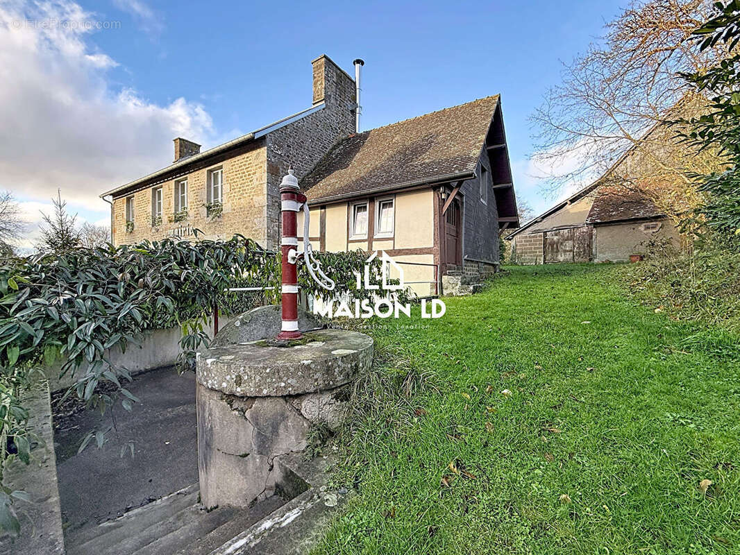 Maison à SAIRES-LA-VERRERIE