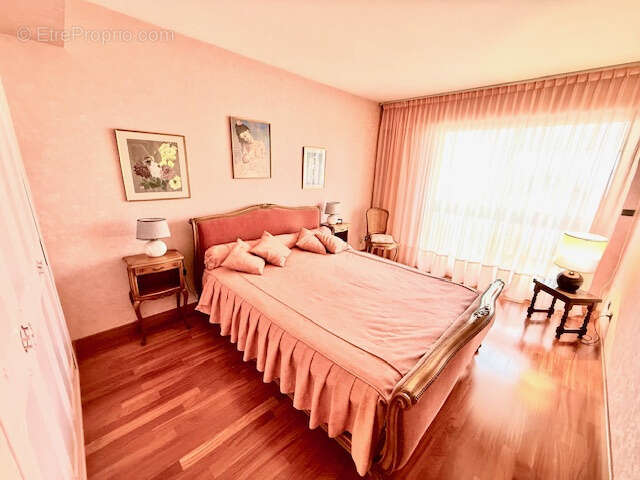 Appartement à DIVONNE-LES-BAINS