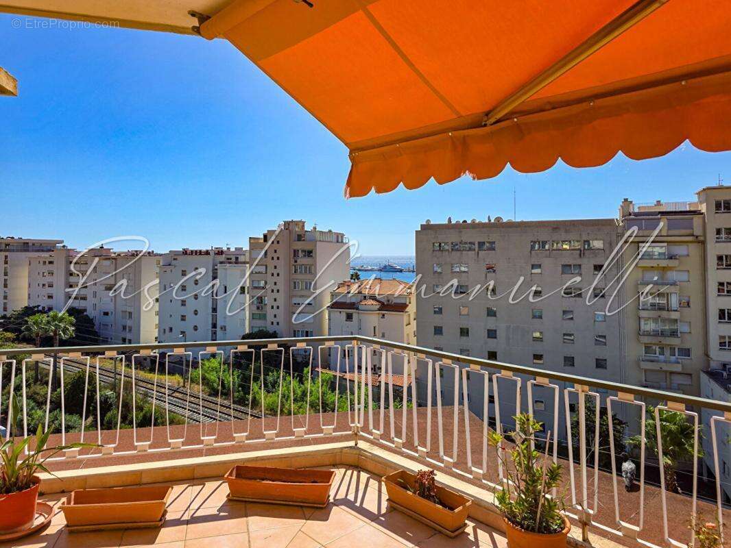 Appartement à CANNES