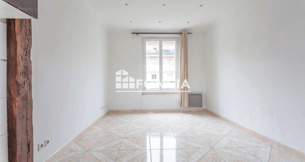 Appartement à JUVISY-SUR-ORGE