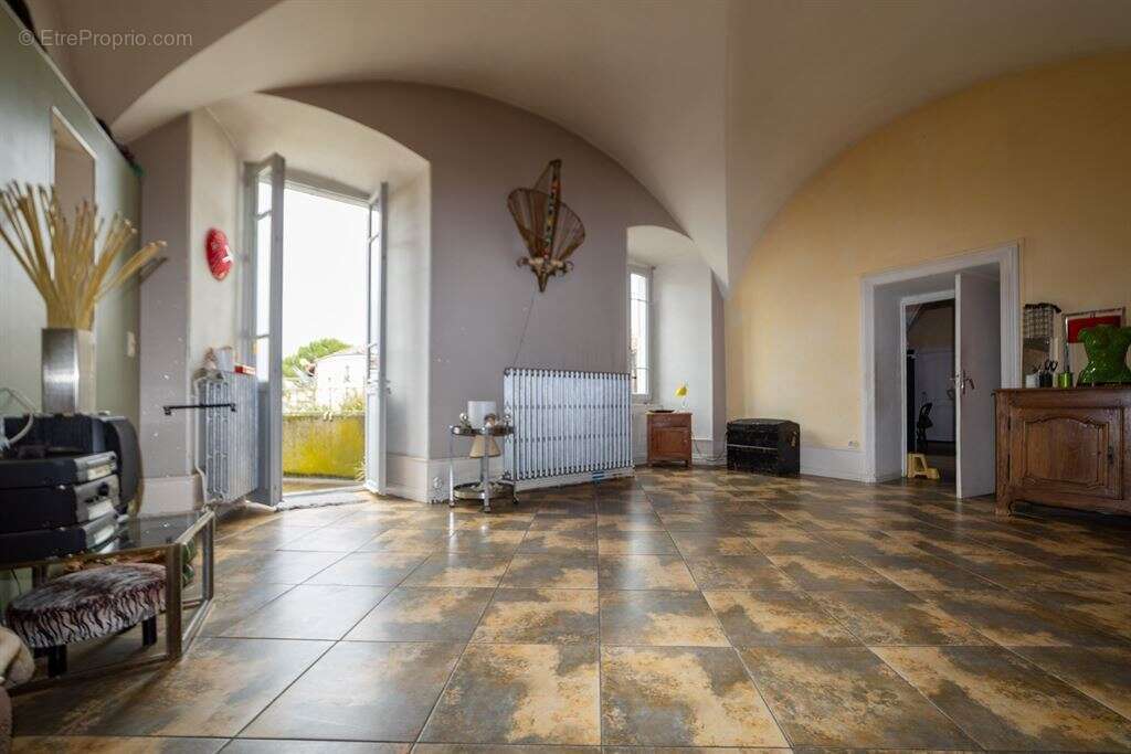 Maison à SAUXILLANGES