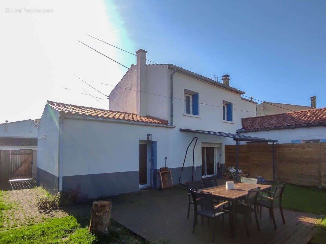Maison à ROCHEFORT