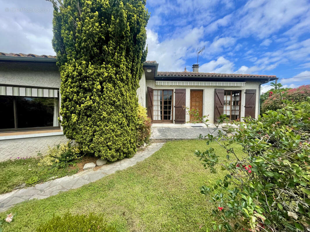 Maison à MIELAN