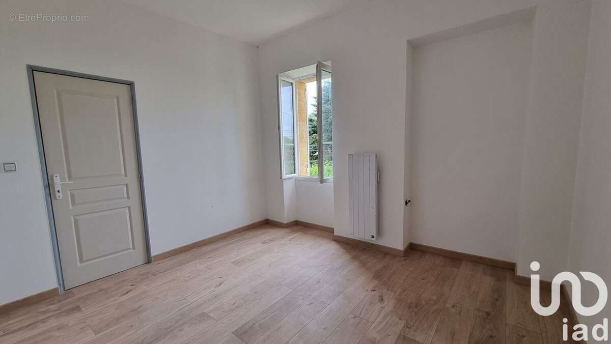 Maison 173 m² à Sainte-Colombe  - photo 5