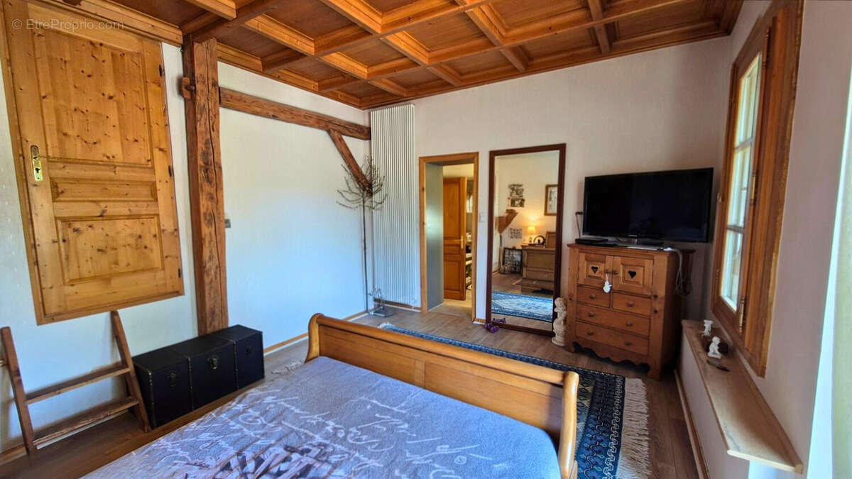 Maison 211 m² à Peillonnex  - photo 9