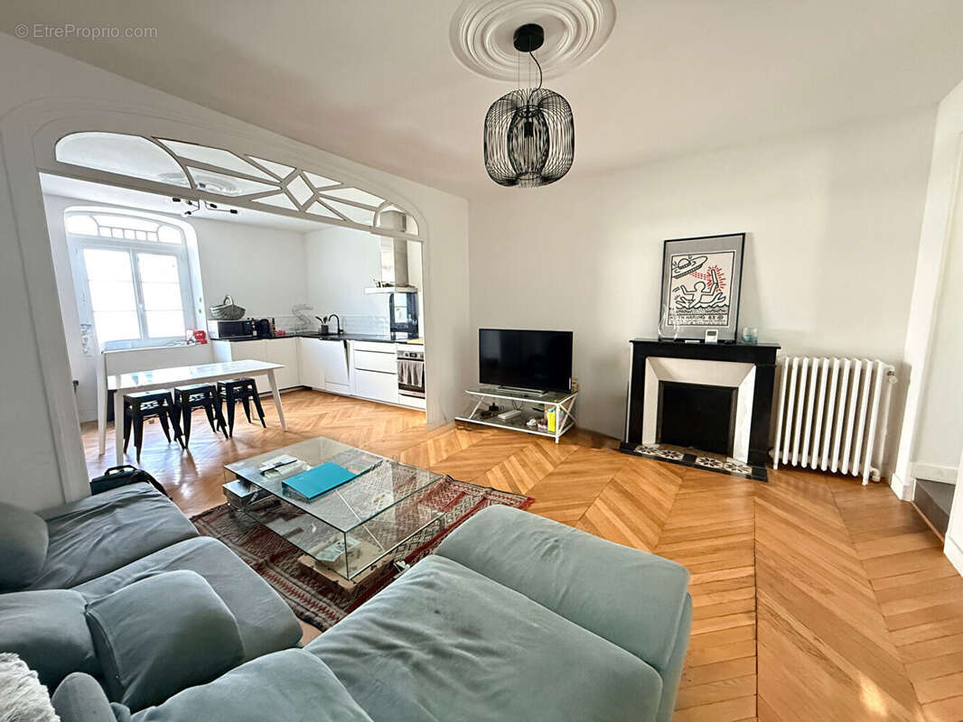 Maison Soyaux 8 pièce(s) 155 m2 - photo 3