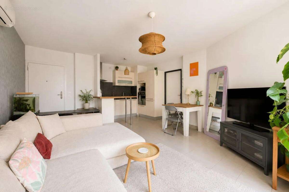 Appartement à MARSEILLE-10E