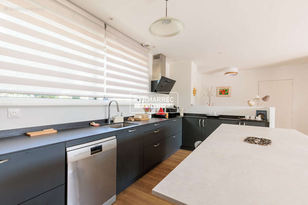 A vendre maison 5 pièces entièrement rénovée 2022 QUARTIER CHALOTAIS CESSON SEVIGNE - photo 6
