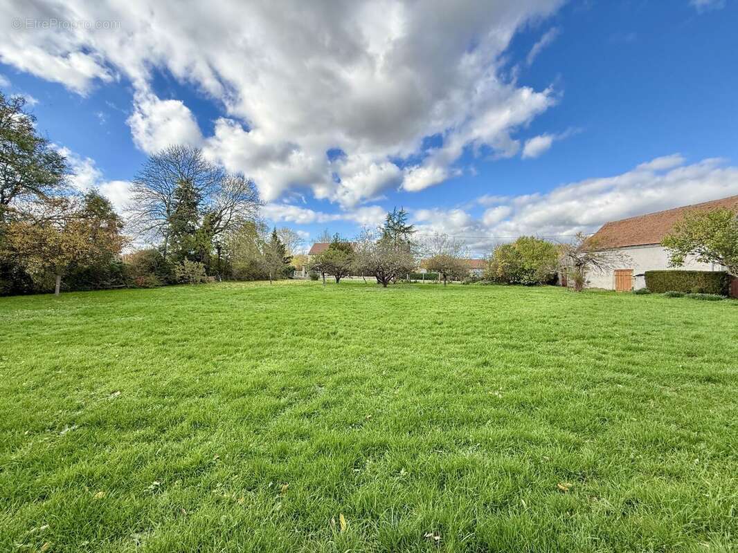Maison à SAINT-SYLVESTRE-PRAGOULIN
