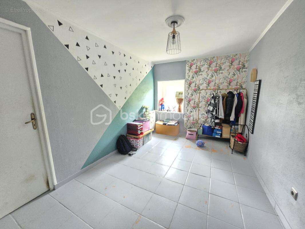 Maison à PRECY