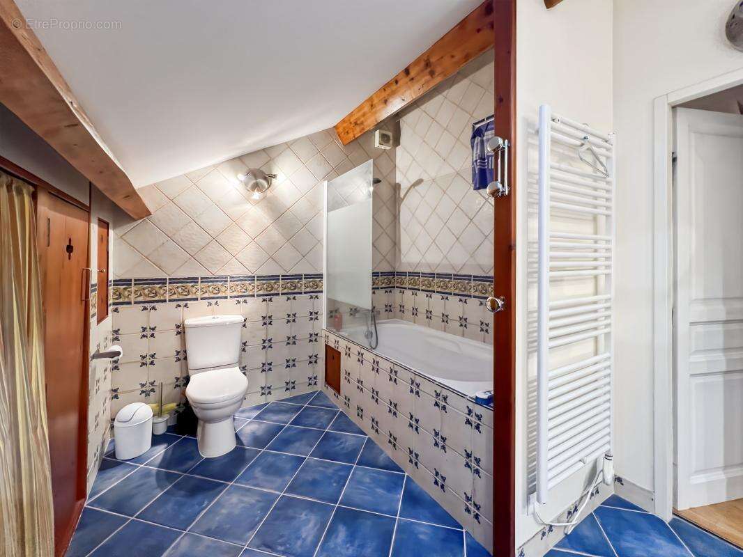 Maison à LIVRON-SUR-DROME