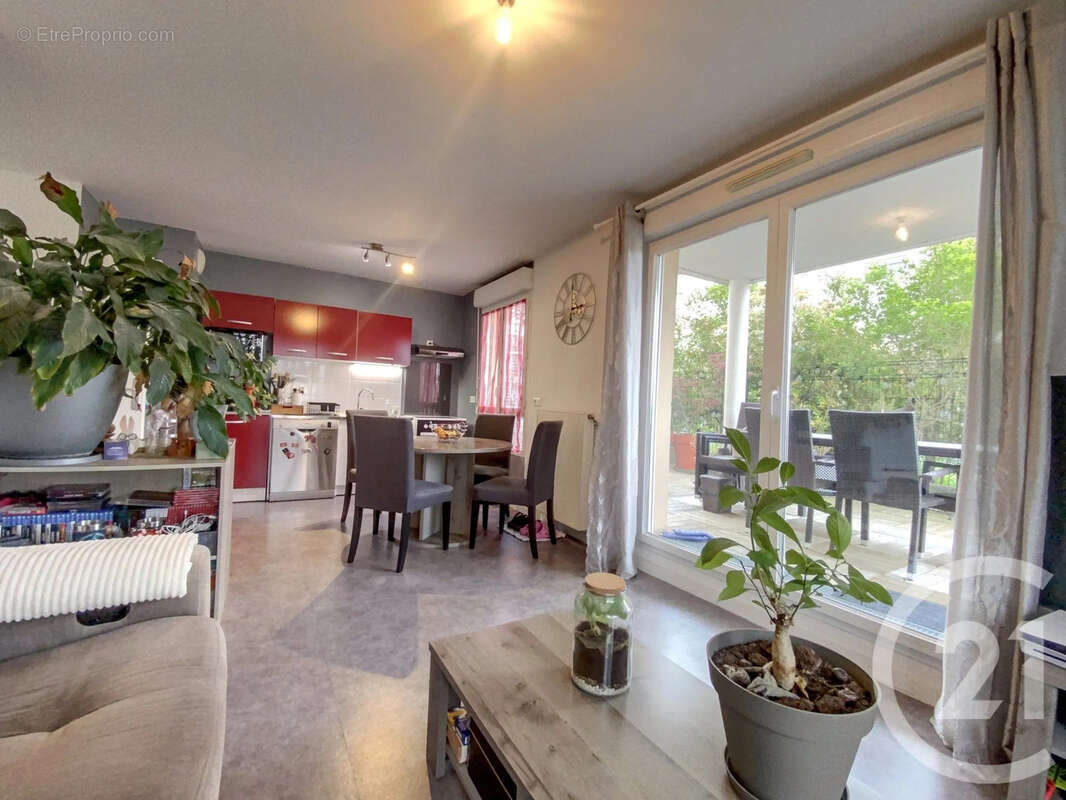 Appartement à AULNAY-SOUS-BOIS