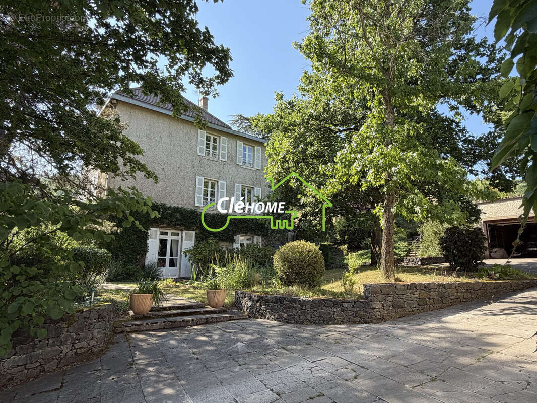 Maison à QUINCIE-EN-BEAUJOLAIS