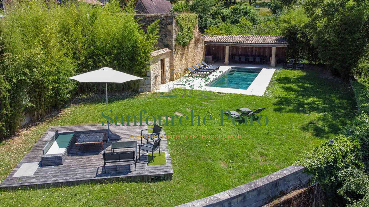 Maison à SARLAT-LA-CANEDA