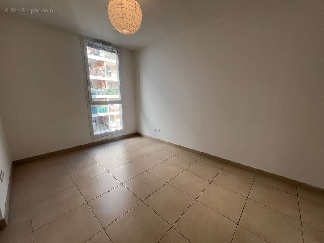 Appartement à MARSEILLE-7E