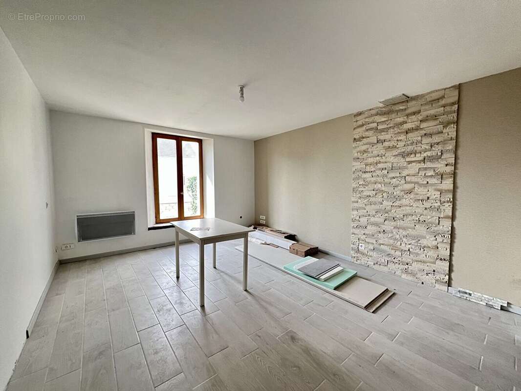 Maison à NANTEUIL-LES-MEAUX