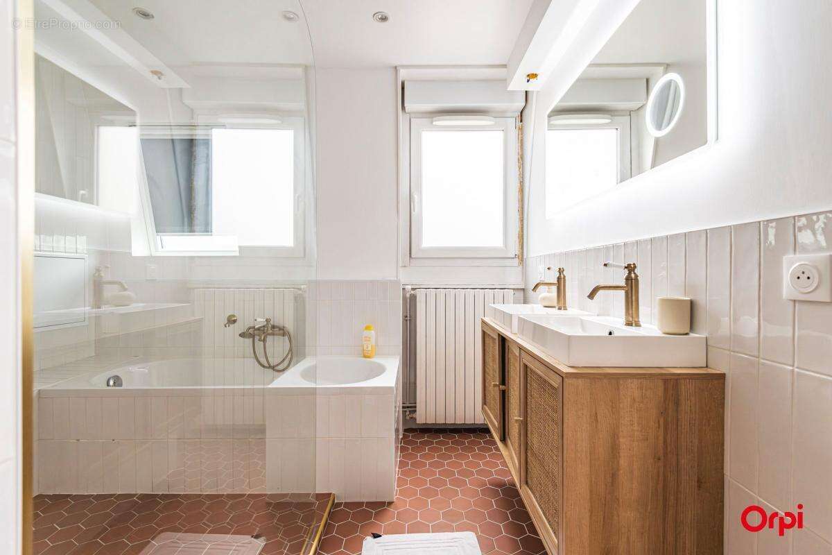 Maison À Vendre Secteur Jean-Jaures Clé en main - photo 9