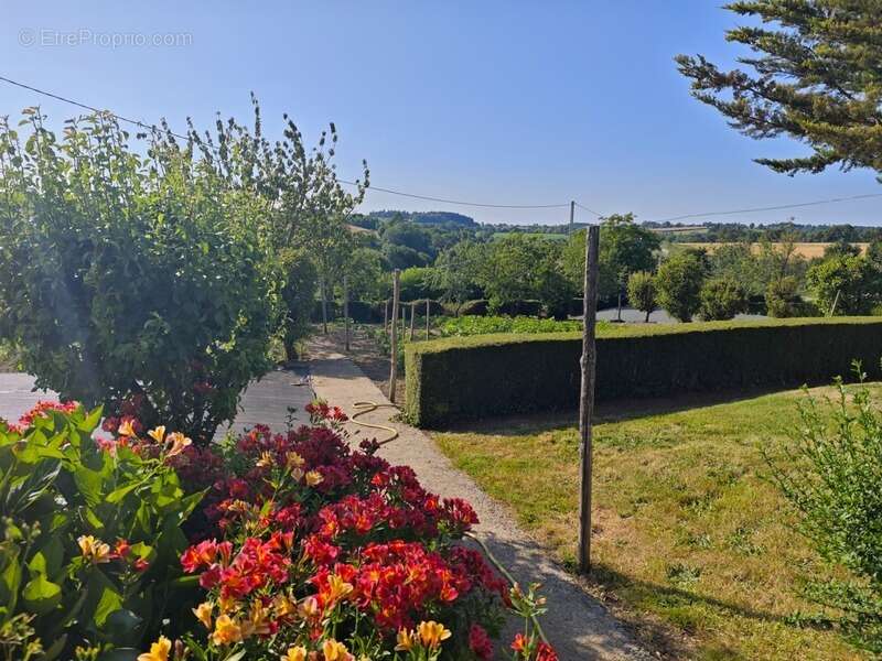 Maison à LA TARDIERE