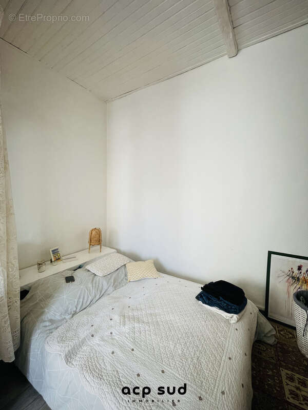 Appartement à MARSEILLE-5E