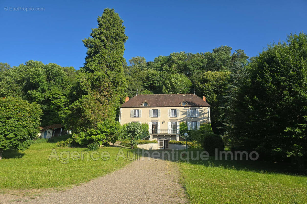 Maison à LEZOUX