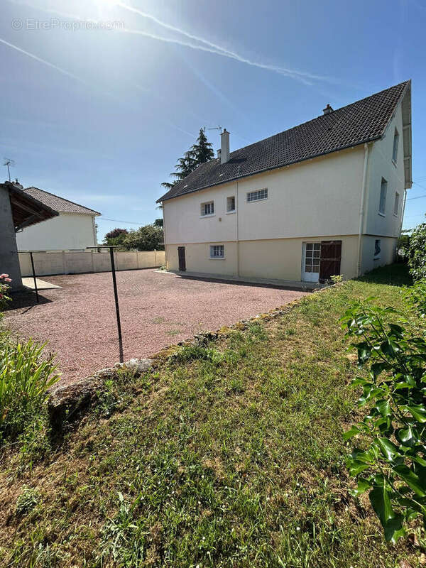 Maison à THURE