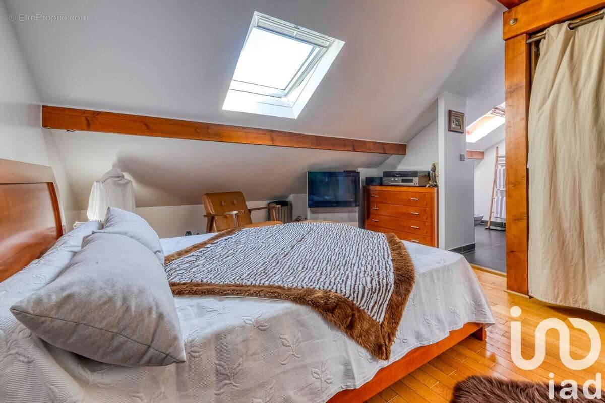 Photo 6 - Maison à LIVRY-GARGAN