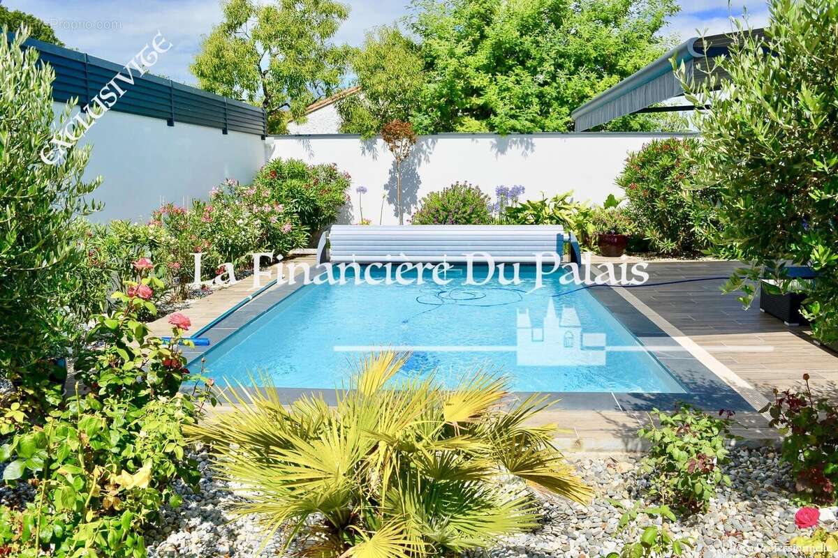 Maison à MESCHERS-SUR-GIRONDE