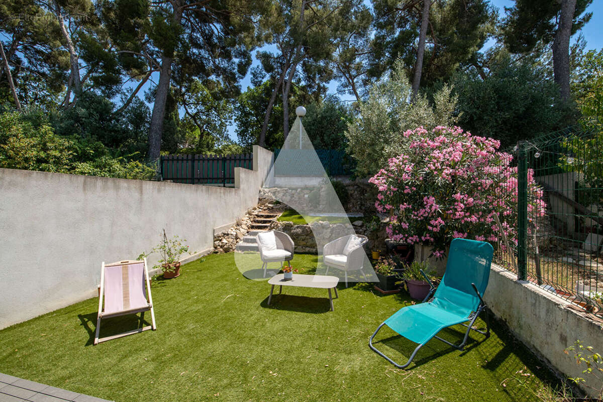 MARSEILLE 13e ? T4 traversant de 85,70 m² avec jardin privatif, terrasses et garage fermé - photo 3