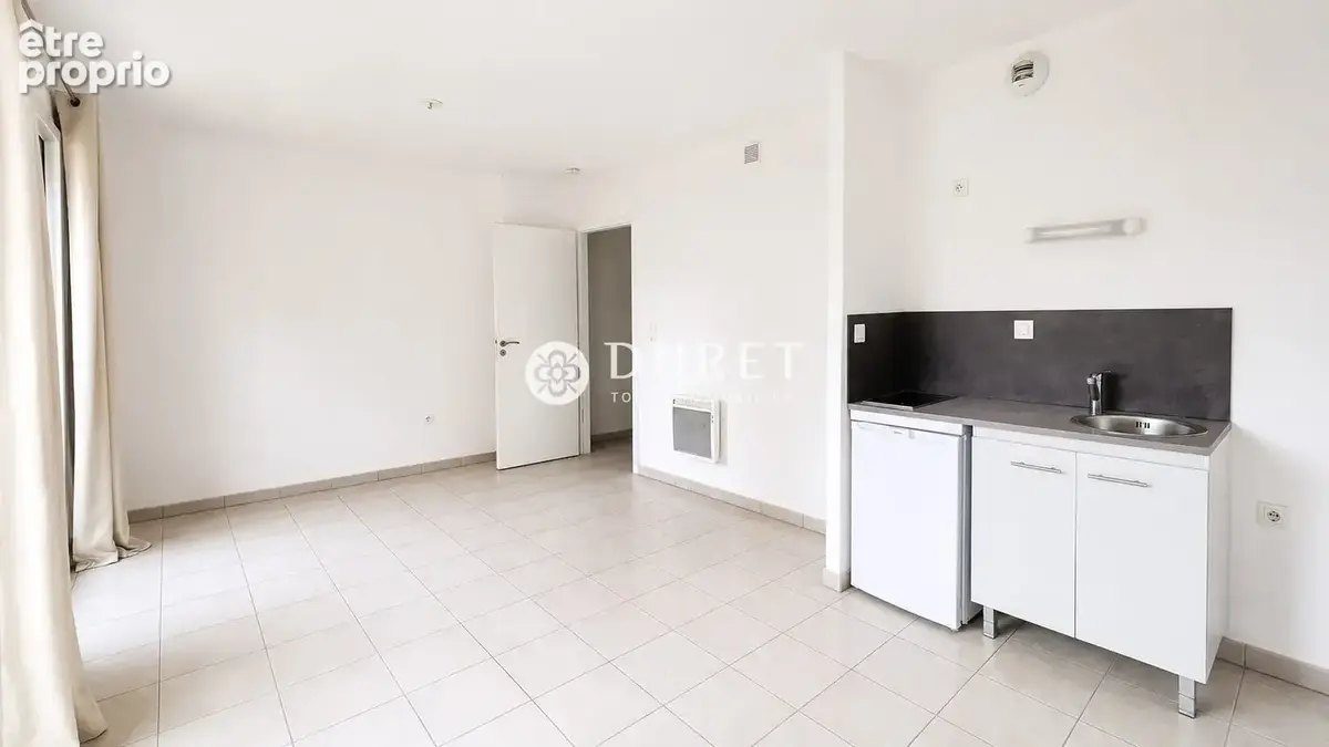 Appartement 1 pièce 29 m² à vendre à La Roche-Sur-Yon (85000) - photo 2