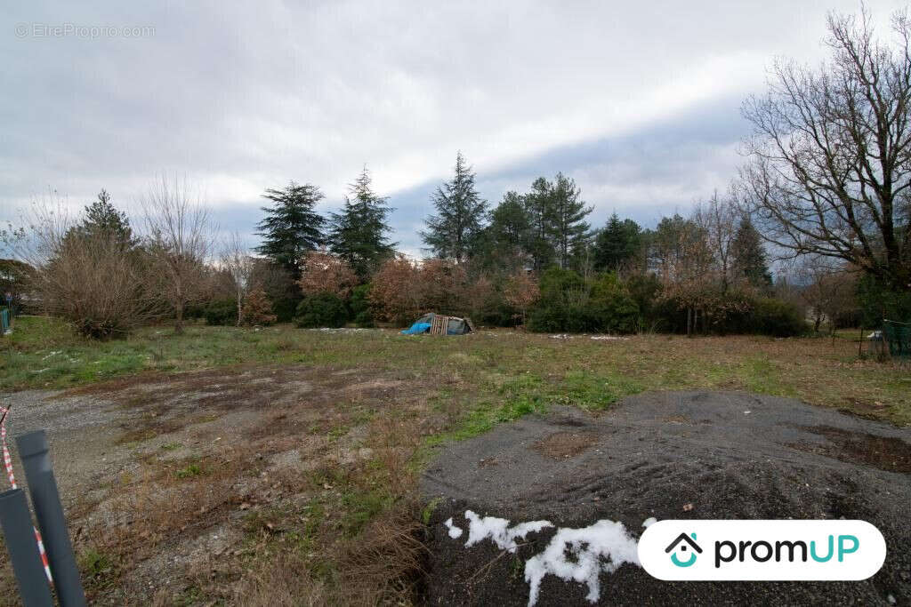 Terrain à VILLARDONNEL