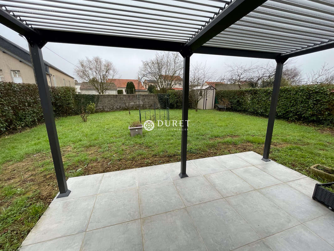 Maison à LA BOISSIERE-SUR-EVRE