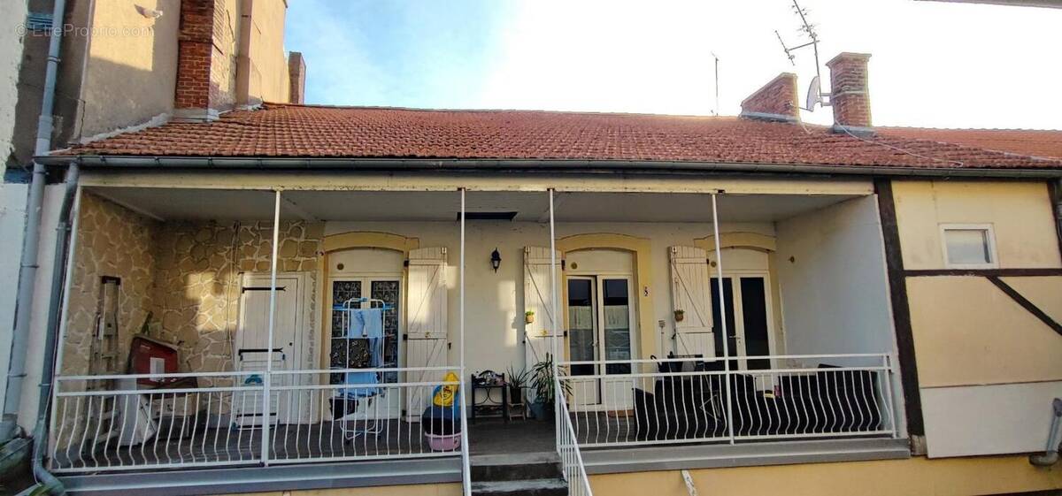 Appartement à DECAZEVILLE