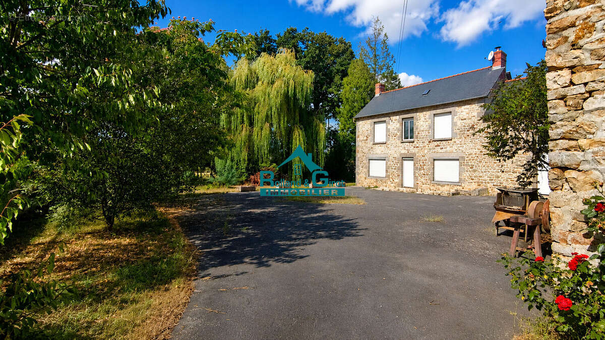 Maison à LIFFRE