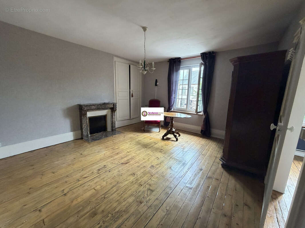 Maison 137 m² à Le Mele-Sur-Sarthe  - photo 7