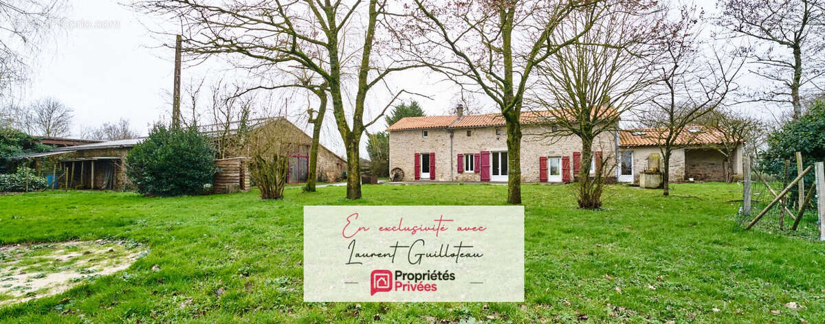 Maison à MORTAGNE-SUR-SEVRE