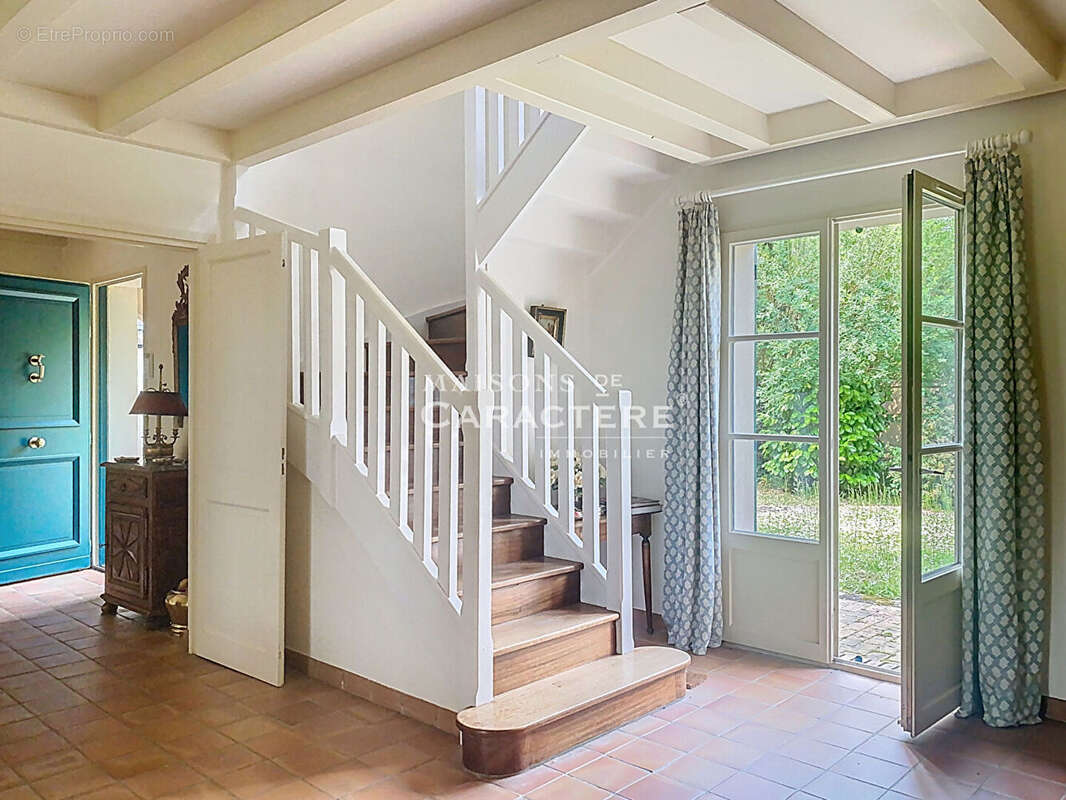 Maison à CRESPIERES