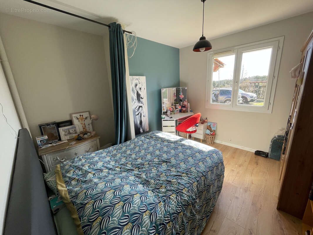 Maison plain-pied, 130m2 hab, 5 ch, QUEYSSAC - photo 9
