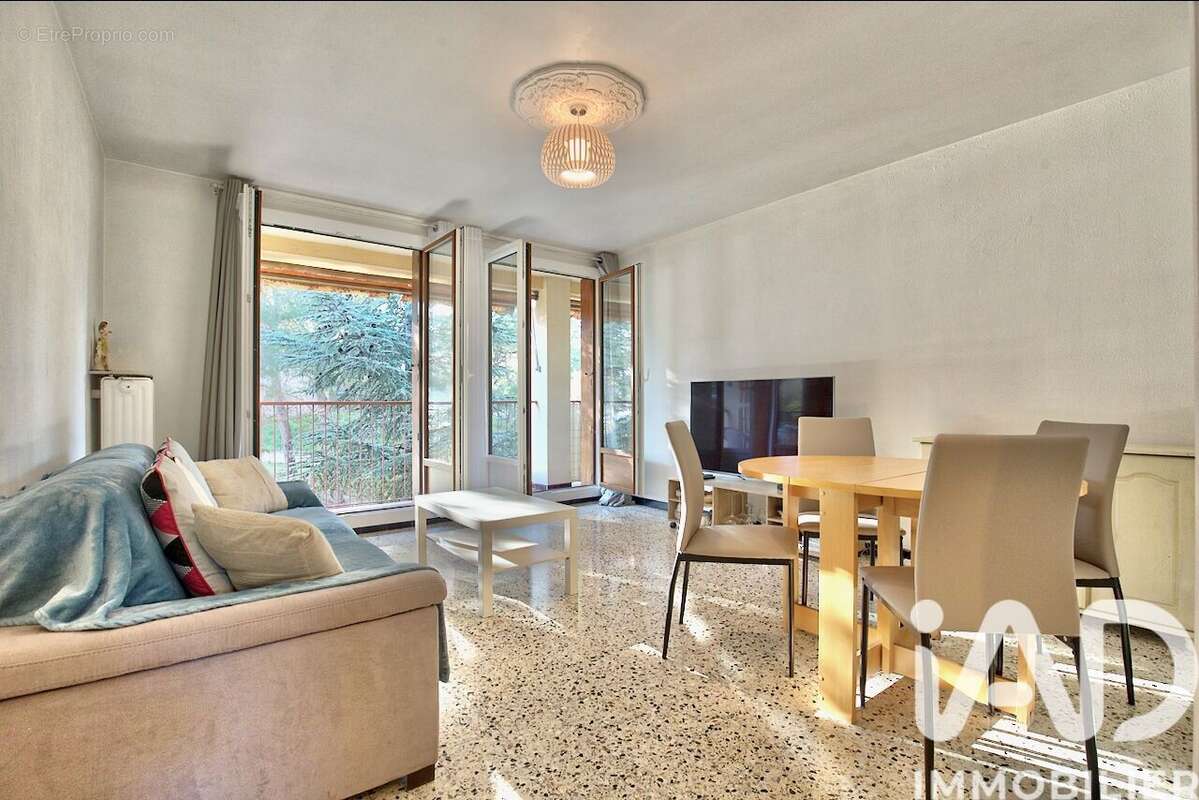 Photo 4 - Appartement à AUBAGNE