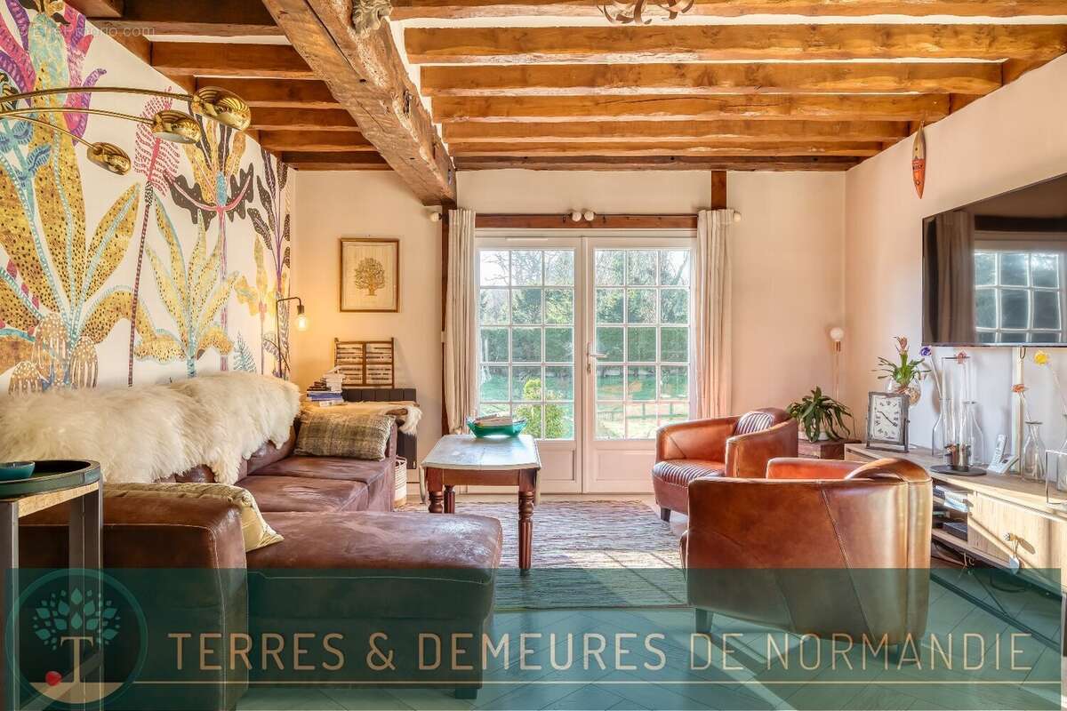 Maison à OUVILLE-LA-RIVIERE