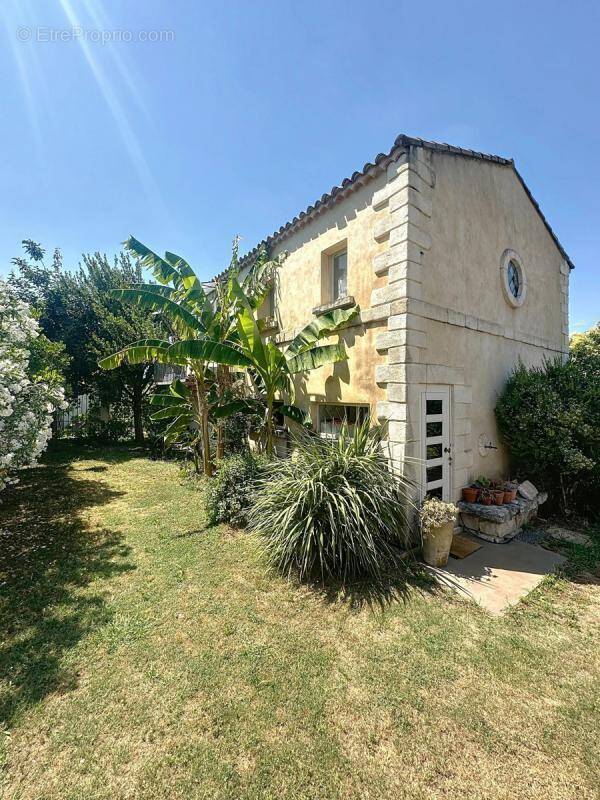 Maison à CHATEAURENARD