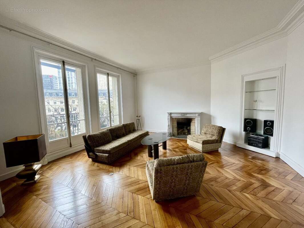 Appartement à PARIS-12E