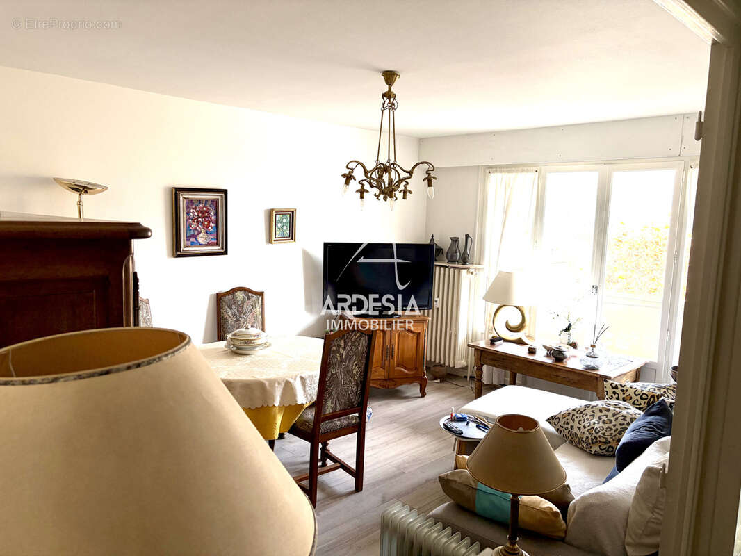 Appartement à SAINT-JEAN-DE-MAURIENNE